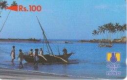 TARJETA DE SRY LANKA DE Rs.100 DE UNOS PESCADORES CON LA BARCA (2SRLB) - Sri Lanka (Ceylon)