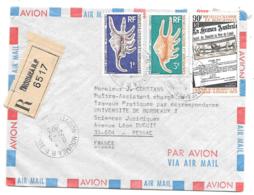 LETTRE RECOMMANDEE DE NOUMEA POUR PESSAC   PAR AVION ..P.A  N°125..N°379-N°380..1973....TBE SCAN - Covers & Documents