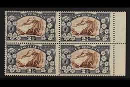 1936-42  2½d Chocolate & Slate "Mount Cook", Variety "LINE ACROSS FLOWER", SG 581ca & SG 581c, Positional Block Of 4, Ne - Other & Unclassified