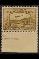 1939  5s Olive Brown, "Goldfields", SG 223, Very Fine Marginal Inscription, NHM. For More Images, Please Visit Http://ww - Papúa Nueva Guinea