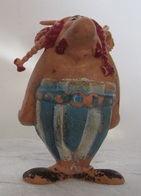 Collection Astérix - Huilor 1967  Figurine Obélix  (5) - Little Figures - Plastic