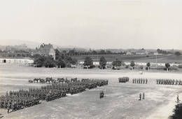 NEUF BRISACH ( 68 ) - Départ Du Commandant Le 15 Mars 1933  - PHOTO ( Format = 23cm X 16cm ) - Neuf Brisach