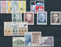 Dänemark - Färöer: 1988, Small Lot With 200 Year Sets 1988 In Glassines With One Set Each, Contains - Faroe Islands