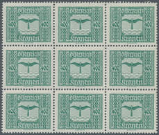 Österreich: 1916/1952, Postfrische Partie Von (größeren) Einheiten, Sauber In Bogenmappe Sortiert, D - Collections