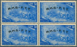 Triest - Zone A: 1948, 30 L. Freimarken 1948 Blau (Mi. Nr. 43), 400 Postfrische 4er-Blocks, Linke Un - Ungebraucht