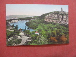 Hand Colored--- Lake Mohonk Mountain House  Sky Top  Mohonk Lake  NY Ref  3865 - Hartford