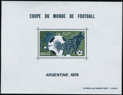 Neuf Sans Charnière N° 10. Football, Coupe Du Monde 1978, Bloc Gommé Dentelé, T.B. - Autres & Non Classés