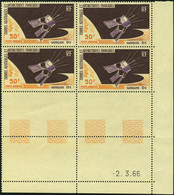 Neuf Sans Charnière N° 12, 50F Satellite D1, Bloc De 4 Coin Daté 2/3/66, TB - Andere & Zonder Classificatie
