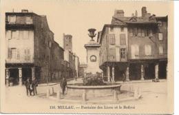 MILLAU Fontaine Des Lions Et Le Beffroi - Millau