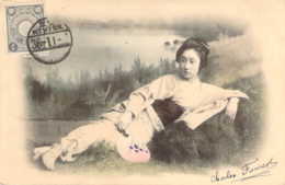 JAPAN JAPON  Geisha Or Young Lady On Grass 1903 - Autres