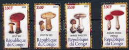 ** Kongó 2012 Gomba 4 Klf Bélyeg - Otros & Sin Clasificación