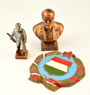 Lenin, Munkásőr, Műanyag Címer, M: 14,5; 16,5 Cm, 21×19 Cm - Otros & Sin Clasificación