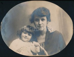 Cca 1920 Anya Lányával, Ovális Fotó, 18×24 Cm - Otros & Sin Clasificación