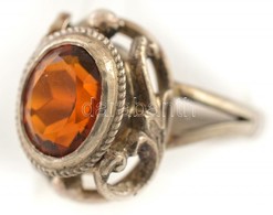 Ezüst (Ag) Gyűrű,ovális Szintetikus Kővel.
Jelzett, Méret: 54  Bruttó: 3,6 G - Otros & Sin Clasificación