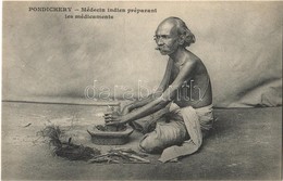 ** T1 Puducherry, Pondichéry; Médecin Indien Préparant Les Médicaments / Indian Doctor Preparing Drugs - Otros & Sin Clasificación