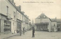 LES AIX D'ANGILLON - Place De La Halle, Côté Sud. - Les Aix-d'Angillon