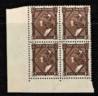 New Zealand 1936 Maori Girl 3d Corner Block Of 4 MNH  SG 582 - Neufs