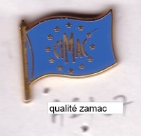 AB107 Pin's Cimac Drapeau Qualité Zamac Europe Francfort-sur-le-Main Allemagne Deutschland Achat Immédiat - Informatique