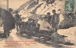 Cauterets          65          Concours De Skis. Départ De La Course En Tobbogan         (Décollée Voir Scan) - Cauterets