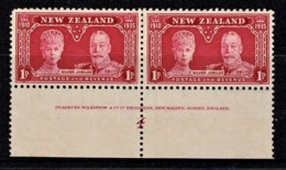 New Zealand 1935 Silver Jubilee 1d Imprint Pair MNH - See Notes - Ongebruikt