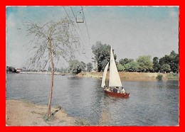 CPSM/gf (91) VIRY-CHATILLON.  Promenade Des étangs, Barque à Voile, Télé-siège...K611 - Viry-Châtillon