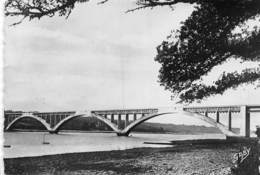 M-20-102 :  LE PONT DE PLOUGASTEL - Plougastel-Daoulas