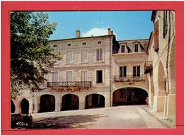 MONFLANQUIN LA MAIRIE PLACE DES ARCADES CARTE EN TRES BON ETAT - Monflanquin