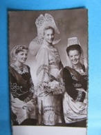 1950 Bonne Année Format "mignonnette" Carte-photo Reines Filets Bleus Concarneau Coiffe Costume Bigouden Ed REMA Quimper - Nouvel An