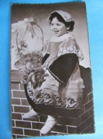 1950 Bonne Année Format "mignonnette" Carte-photo Fillette Coiffe Costume Pont Aven Ed REMA Quimper - New Year