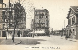 CARTE POSTALE ORIGINALE ANCIENNE : COLOMBES LA PLACE DES VALLEES LA GARE ANIMEE HAUTS DE SEINE (92) - Stazioni Senza Treni