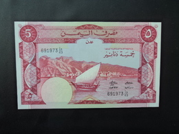 RÉPUBLIQUE DÉMOCRATIQUE DU YÉMEN : 5 DINARS    ND 1984    P 8b     NEUF - Yemen