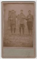 Cdv Photo Originale Militaria Soldats Poilus Villers Bretonneux 1915 Cdv2928 - Guerre, Militaire