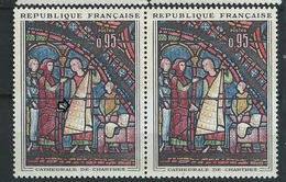 [31] Variétés : N° 1399 Cathédrale De Chartres Robe Rose Au Lieu De Jaune Tenant à Normal  ** - Neufs