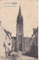 QUESTEMBERT - L'Eglise Et La Rue Animée - Questembert