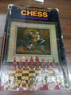 Anne Sunnuks, The Encyclopaedia Of Chess - 587 Pages - St Martin Press, N.Y. 1970 (23x15,5 Cm) - Traces Of Old Humidity - Enciclopedie