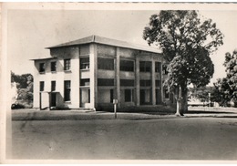 Bangui (A.E.F. République Centrafricaine) - Oubangui-Chari - Le Trésor - Carte N° 709 Non Circulée - Centrafricaine (République)