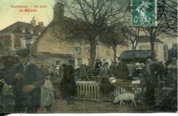 N°3318 T -cpa Coutances -un Coin Du Marché- - Marchés