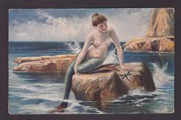 CPA Sirène Femme Women Mermaid Non Circulé Nude - Fiabe, Racconti Popolari & Leggende