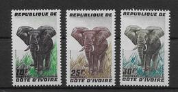 Thème Animaux - Eléphants - Côte D'Ivoire - Neuf ** Sans Charnière - TB - Eléphants