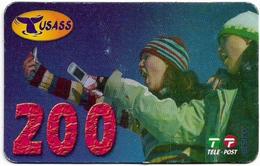 Greenland - Tusass - Two Girls With Mobile, GSM Refill, 200kr. Exp. 01.10.2006, Used - Grönland