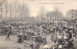 Josselin             56       Un Jour De Foire       (voir Scan) - Josselin