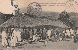 SOUGUETA   GUINEE FRANCAISE     Le Marché      TB PLAN 1908 PAS COURANT - Guinée Française
