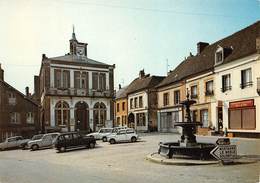 61 .n° 21303 . Moulins La Marche . Voitures .la Mairie . Cpsm .10.5 X 15cm . - Moulins La Marche