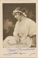 LOTTE NEUMANN  1896-1977.  Deutsche Schauspielerin, Original Autogramm - Autographs