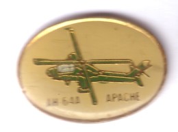 T214 Pin's AVION HÉLICOPTÈRE HÉLICO Armée Apache Achat Immédiat - Avions