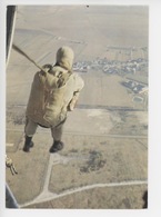 Parachutisme - Fallschirmspringen : La Sortie - Paracaidismo