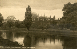 BERKS - WINDSOR - ETON COLLEGE FROM ROMNEY LOCK  Be287 - Windsor