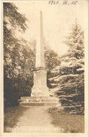 T2 ~1929 Felsőkismartonhegy (Kismarton), Oberberg-Eisenstadt; Obeliszk A Kastély Parkban / Obelisk Im Schlosspark / Obel - Sin Clasificación