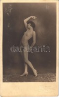 ** T3 Erotic Nude Lady (Rb) - Sin Clasificación