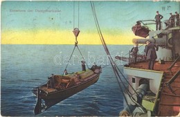 T2/T3 1914 Einsetzen Der Dampfbarkasse. K.u.K. Kriegsmarine / Osztrák-magyar Haditengerészet Gőzbárka Vízre Helyezése /  - Non Classés